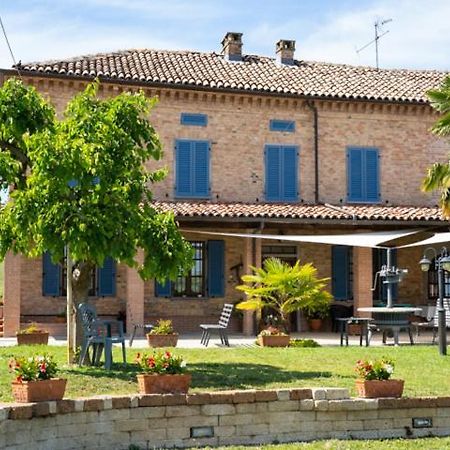 Da Elvira Costigliole d'Asti Exterior foto